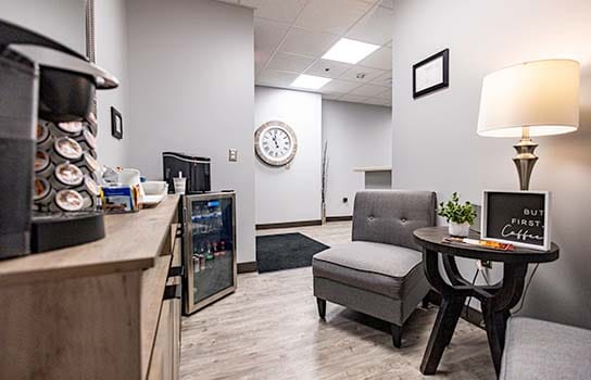 Waiting room at SIC